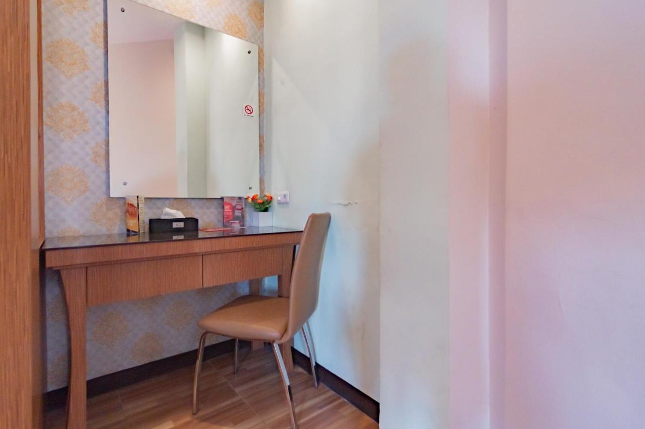 Hotel Reddoorz Premium Near Bandung Station Extérieur photo