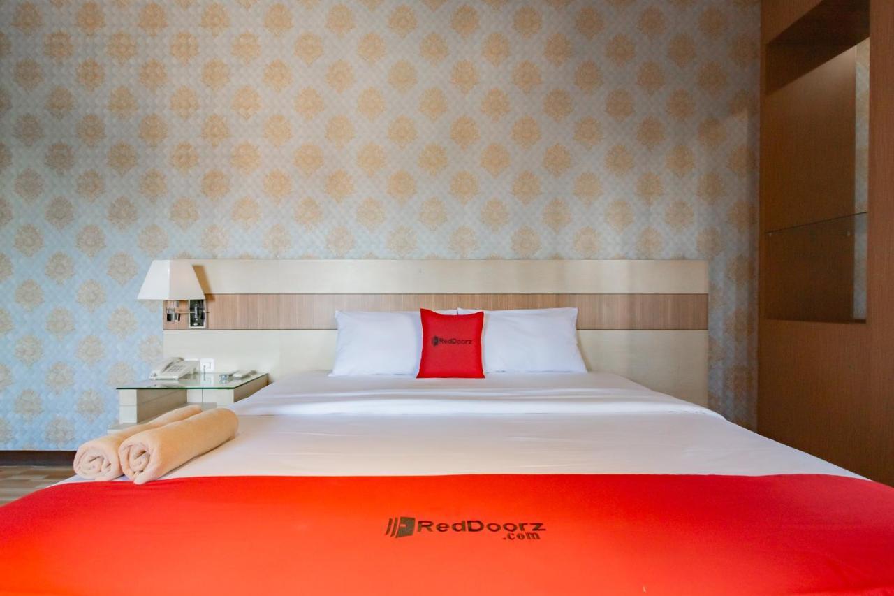 Hotel Reddoorz Premium Near Bandung Station Extérieur photo
