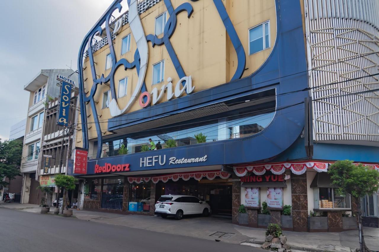 Hotel Reddoorz Premium Near Bandung Station Extérieur photo