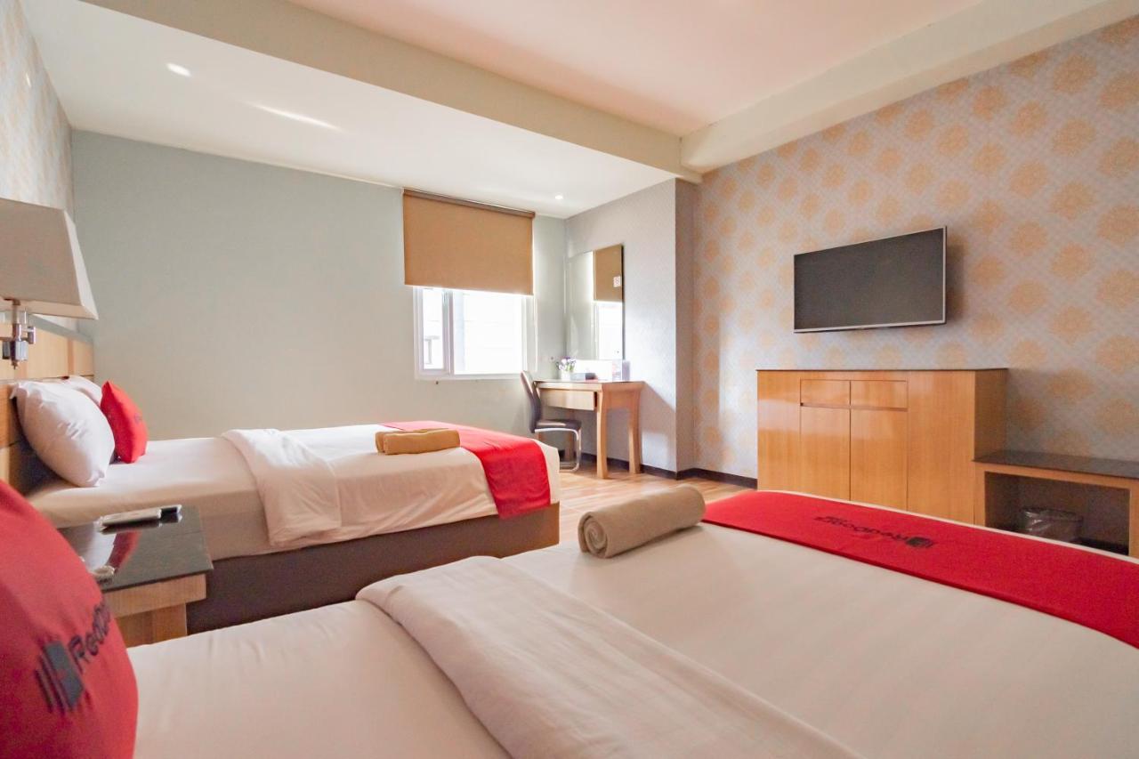 Hotel Reddoorz Premium Near Bandung Station Extérieur photo